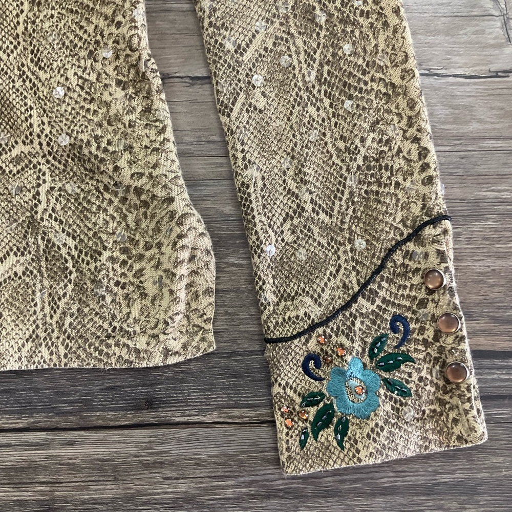 Double D Ranch Sequined Linen Embroidered Top Sz XS - Picture 2 of 6